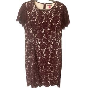 Vince‎ Camuto Lace Dress Deep Purple Size 10 Short Sleeve Scallop Details